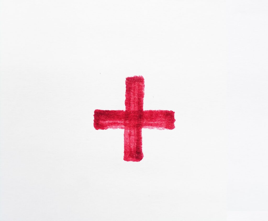 От игнорирования пыток до похищения детей. Международный красный крест выразил «серьезную обеспокоенность».