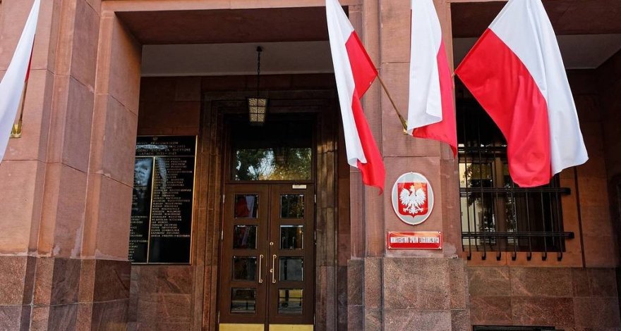 Без виз не останемся? Ни Польша, ни ЕС не собираются закрываться от беларусов