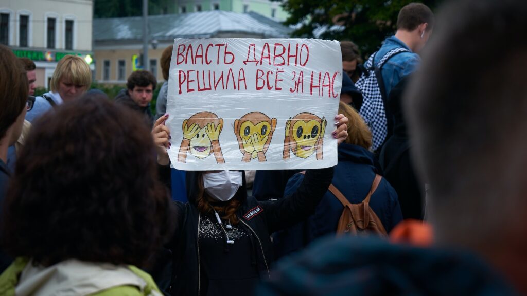 Когда у самих выборов нет. Что принесут Беларуси выборы в России, Польше и США?