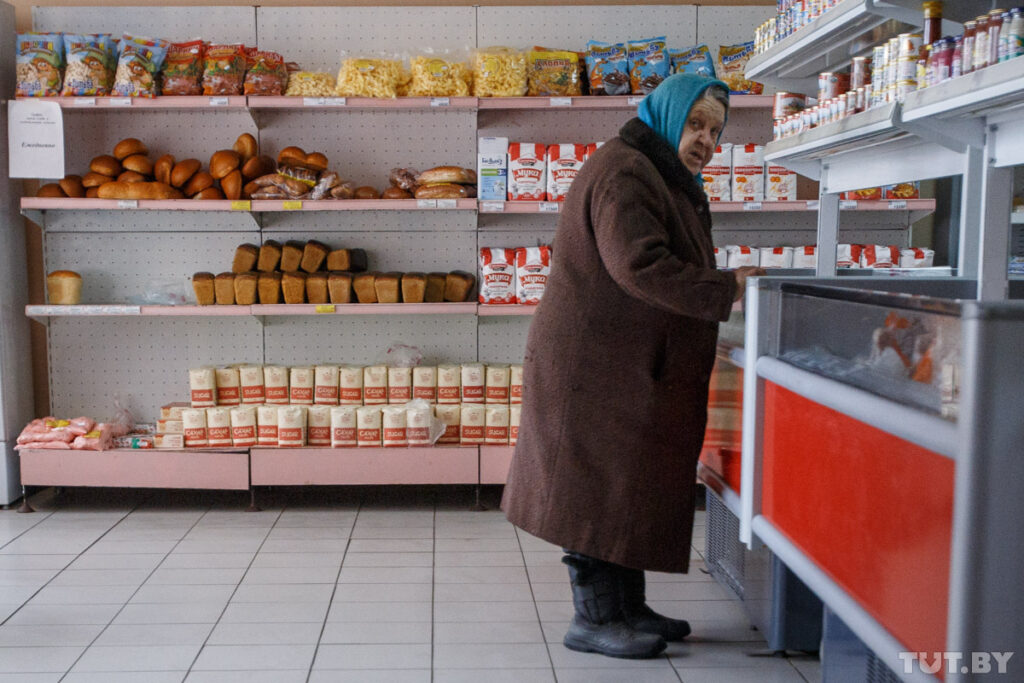 Тридцать лет процветания. Лукашенко потребовал обеспечить население продуктами перед Новым годом