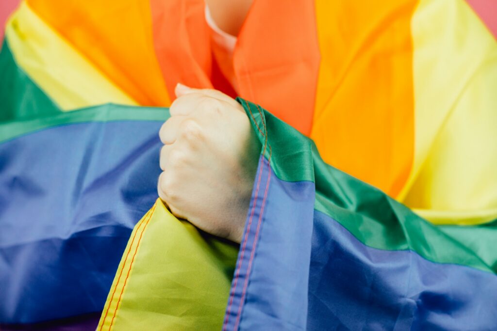 Второй фронт. Пропагандисты недовольны лояльностью властей к геям и иноагентам