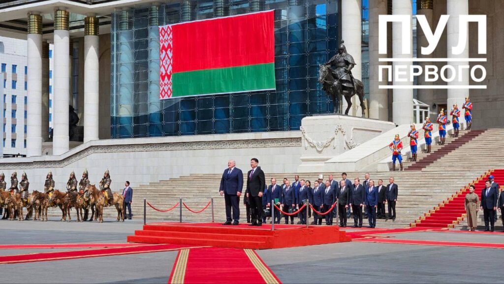 Похоже, что Лукашенко привез в Монголию ультиматум от Путина