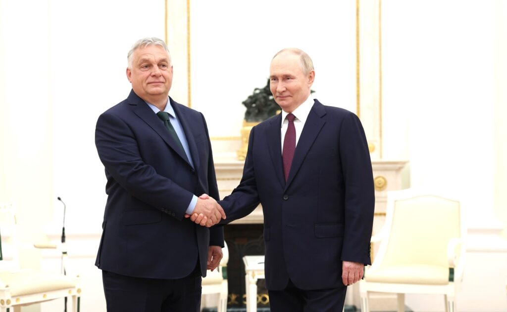 Орбан облетает страны в роли «голубя». Цель — уговорить Путина на мир?