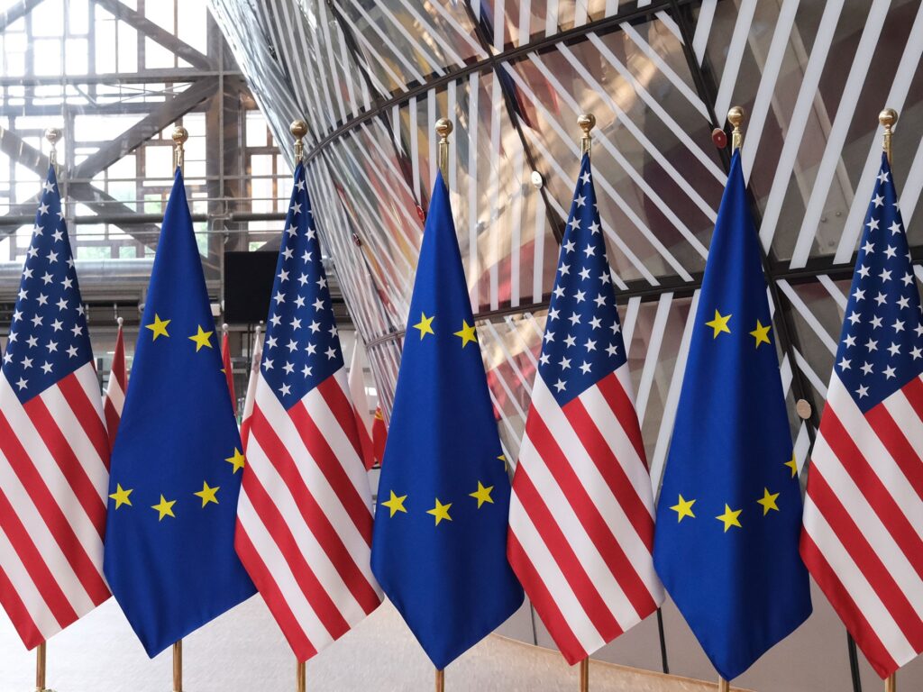 Евросоюз договорился с Трампом о пошлинах и покупке нефти с газом. Россия в пролете?