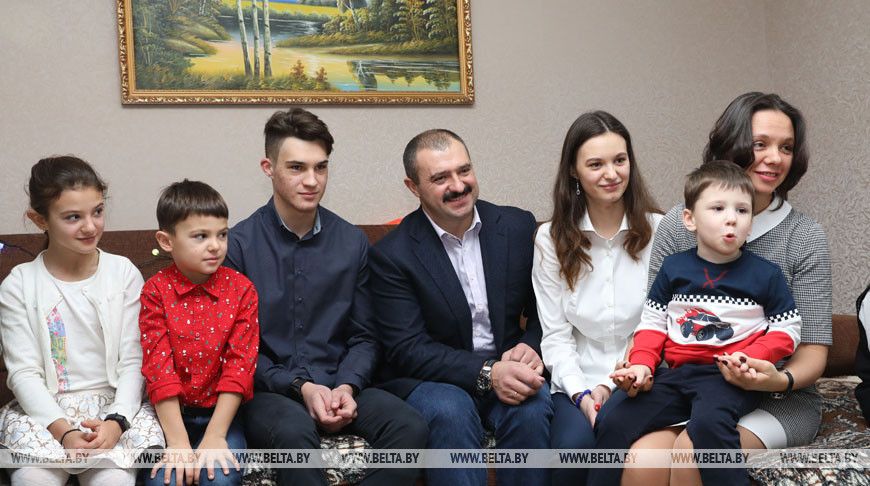 Бюро: Внук Лукашенко зарегистрировал компанию в «оршанском офшоре»