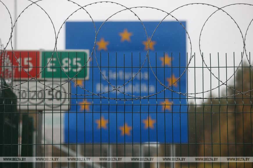 Литва на месяц закрыла границу с Беларусью