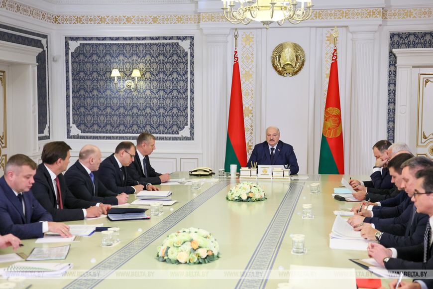 Крокодилы, бегемоты. Что мешает Лукашенко освоить африканский рынок