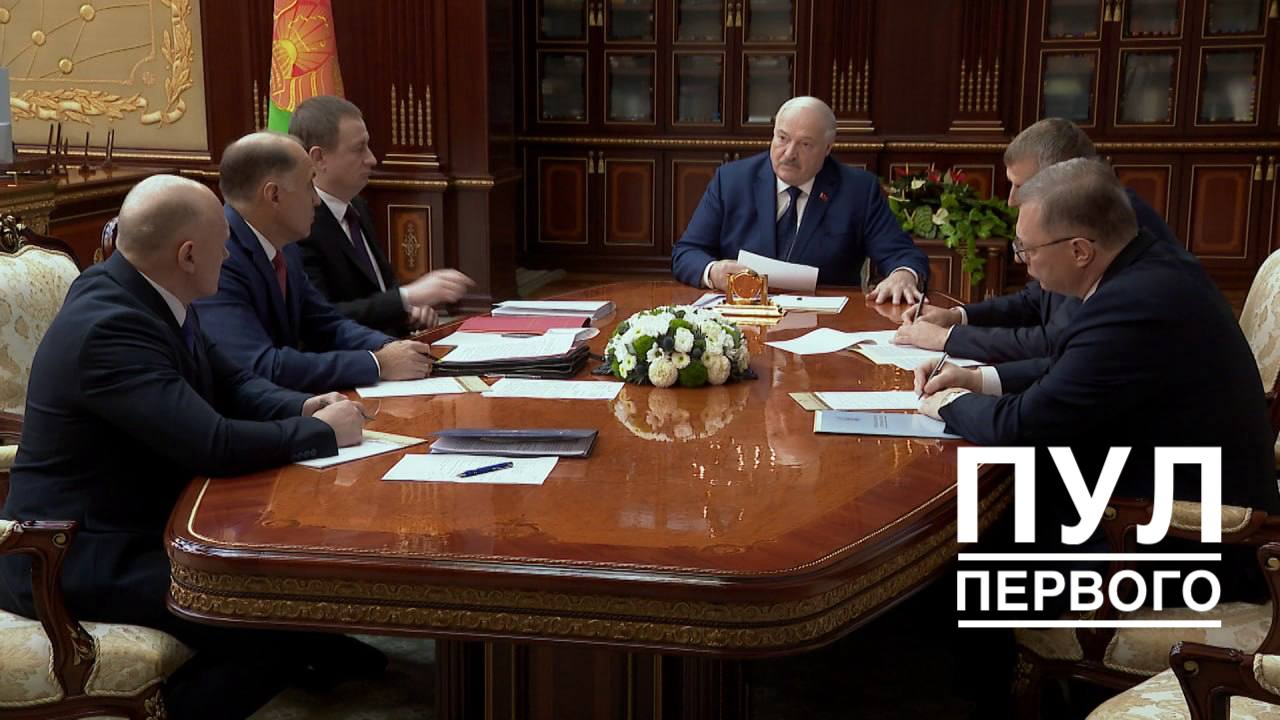 Лучше не тянуть. Почему Лукашенко вспомнил о большой сделке с США