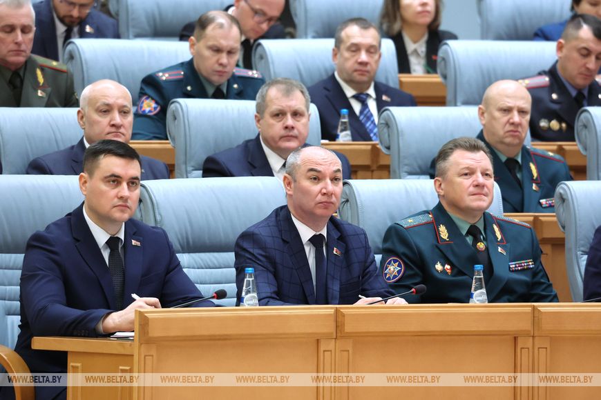 Дорогое удовольствие. Почему наука не отвечает Лукашенко взаимностью