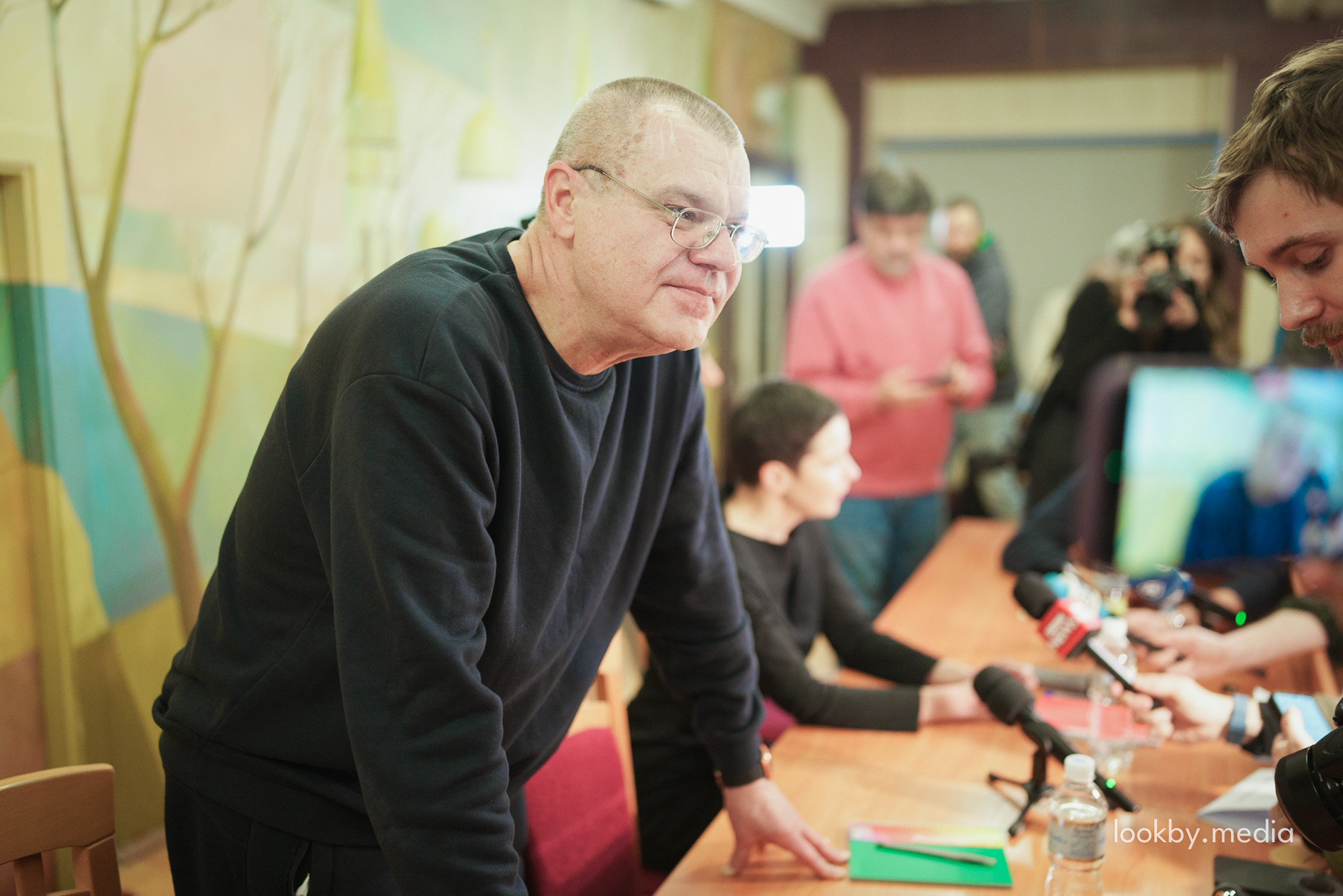 Отвечать по форме! Кому и что должны Бабарико и Колесникова