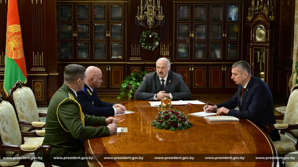 Не останавливайтесь. Лукашенко поручил новым назначенцам продолжать геноцид беларуского народа