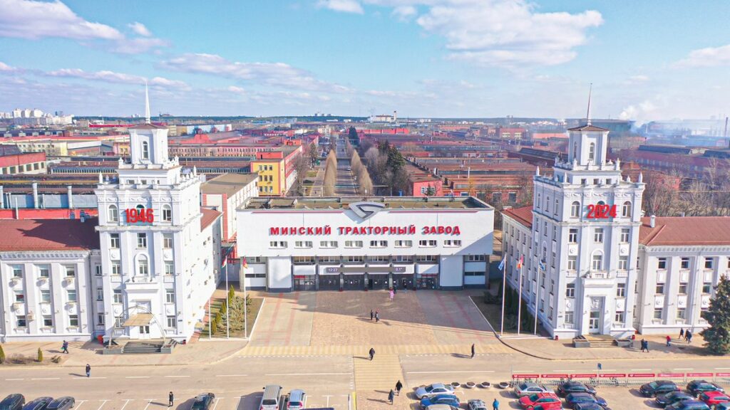 Вы наказаны. Как беларуские промышленные гиганты провали все планы