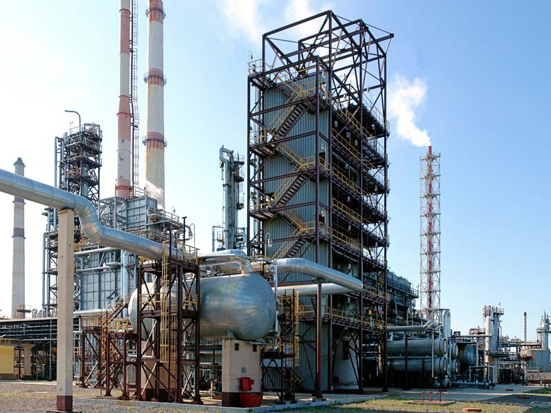 Беларуские НПЗ могут вернуться к работе с прибылью. Но это не точно