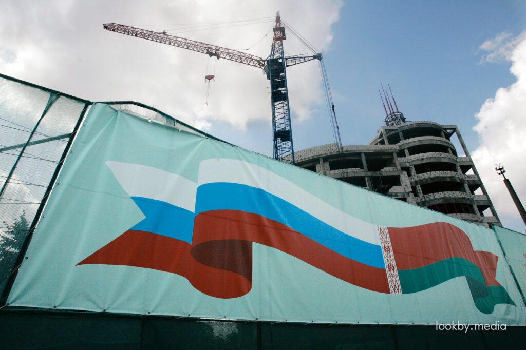 На российском направлении у Минска проблемы с промэкспортом, роумингом, цифровой подписью и еще по мелочи