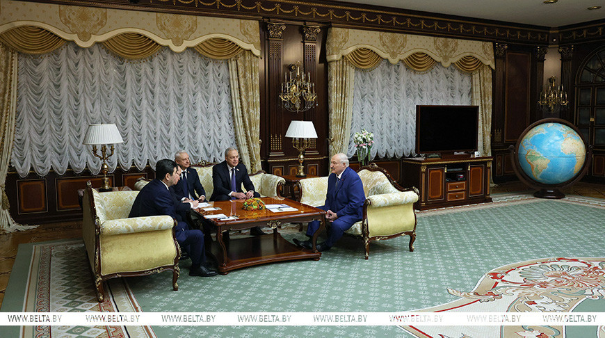 И мир во всем мире. Гарант стабильности готов взяться за реформы в Казахстане и выборы в Бразилии