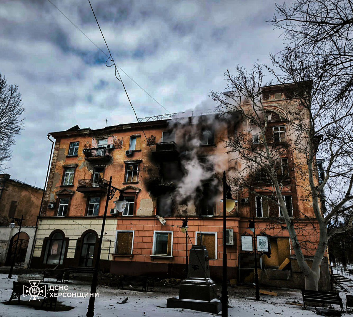 Более 70 ракет, 450 ударных дронов. Путин закончил «перемирие» массированной атакой Украины