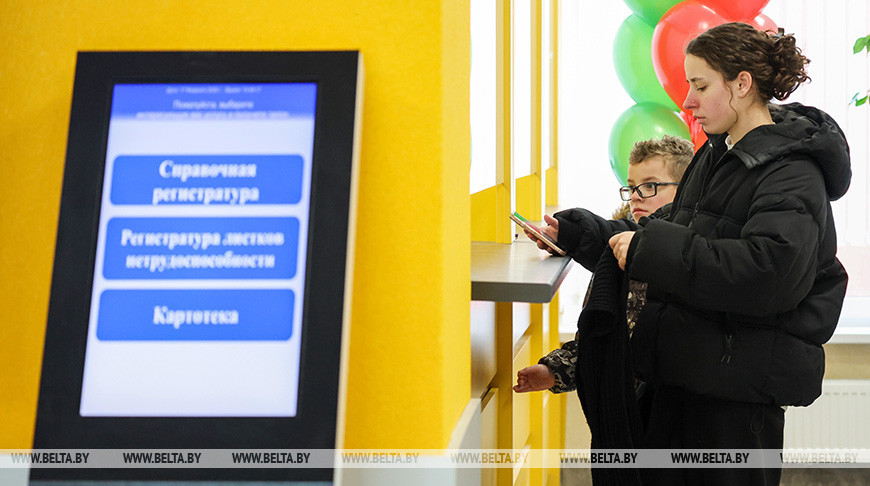 Власти говорят, беларуское здравоохранение — на высоте. Врачей и пациентов не спрашивают