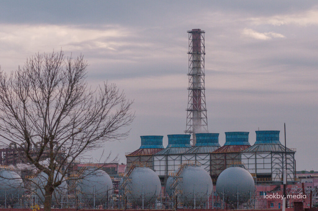 Экономика Беларуси снижается, запасы на складах — растут