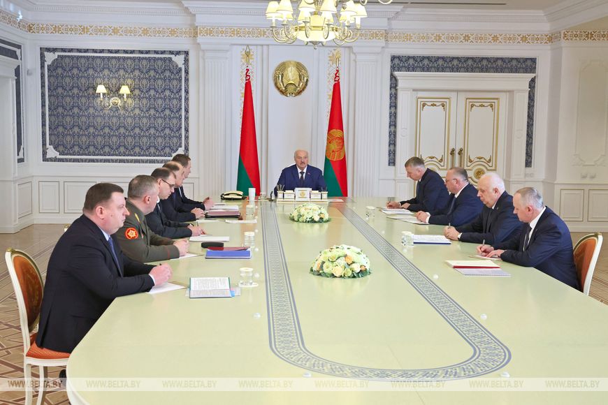 Вот зараза! Зачем Лукашенко опять решил разобраться с неправильными посредниками