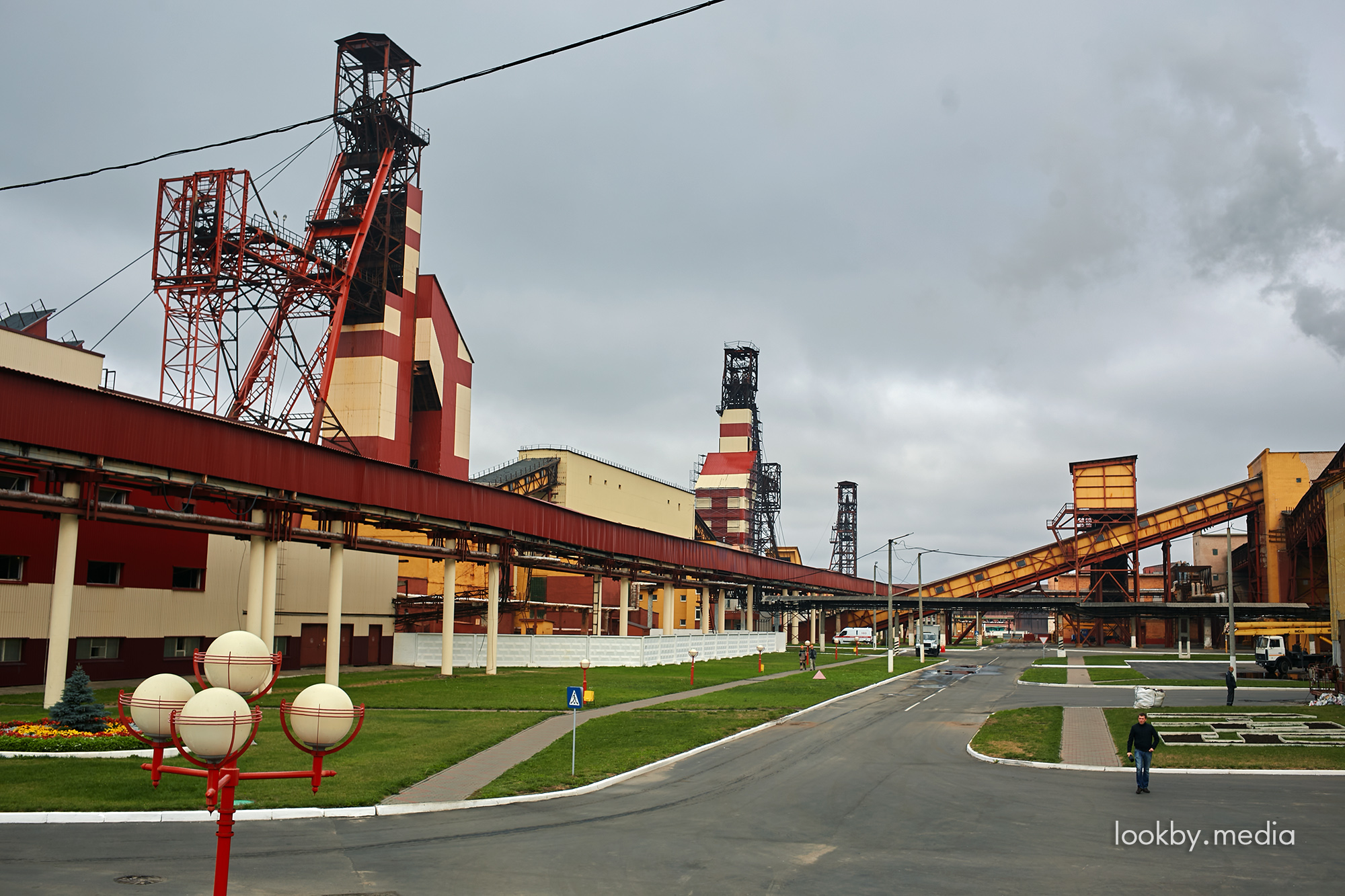 Промышленность Беларуси ускоряет падение. Где дно?