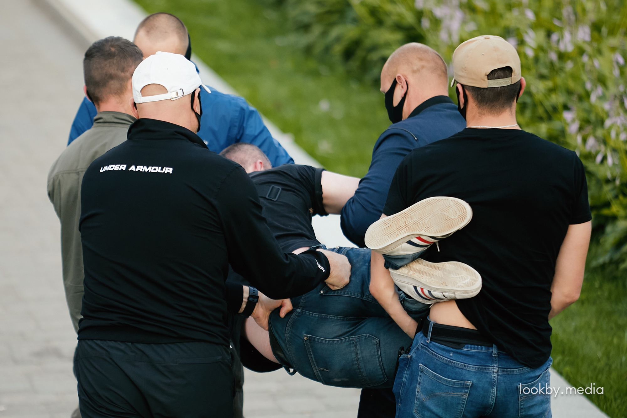 Параллельная реальность. Как Лукашенко продолжает репрессии, жонглируя форматами