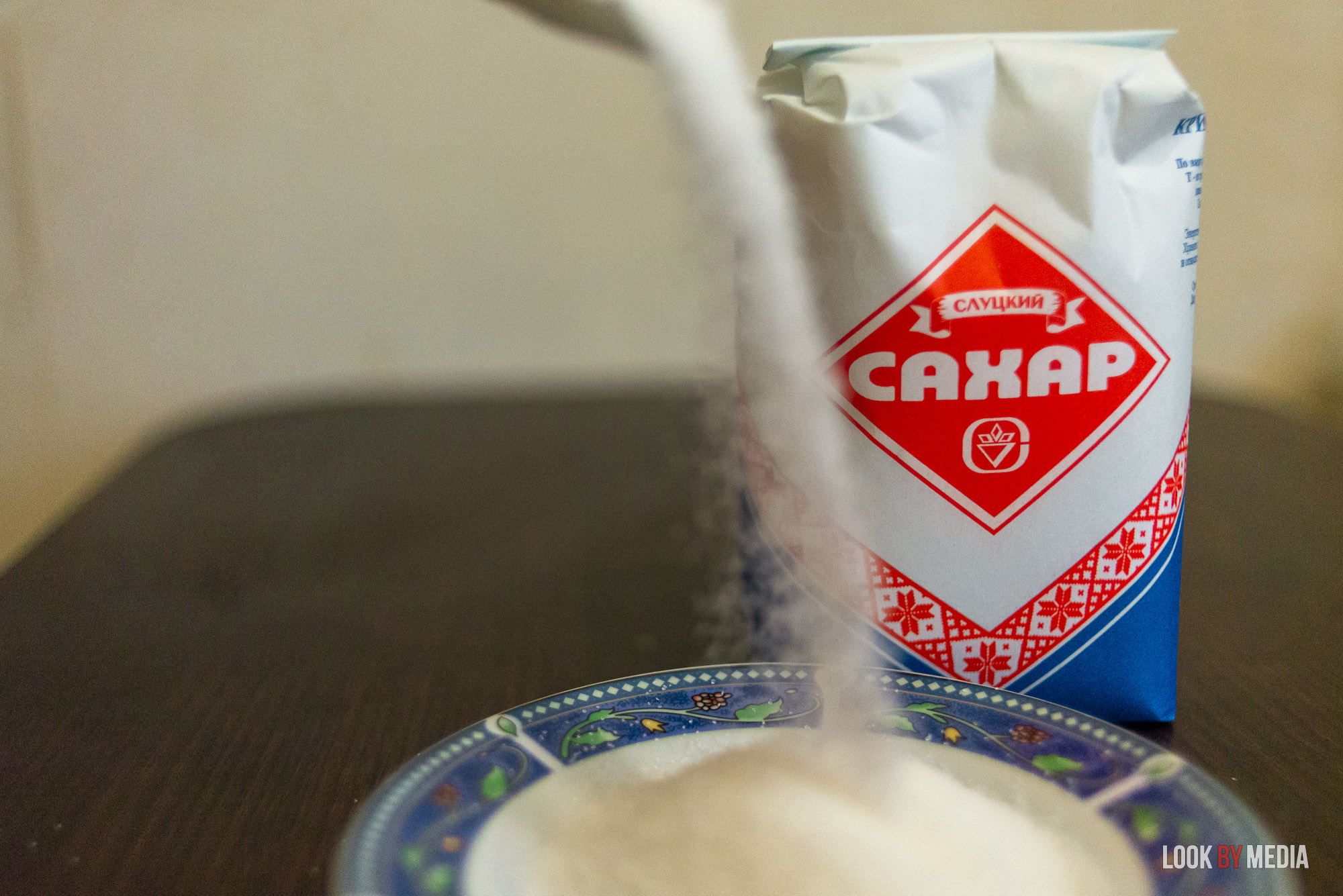 Не до сладкого. Россия снижает выпуск сахара и жалуется на избыток беларуского