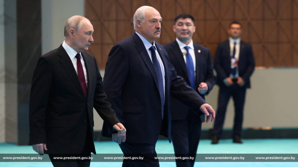Деды разбушевались. Путин и Лукашенко пугали Армению войной и ценами на газ