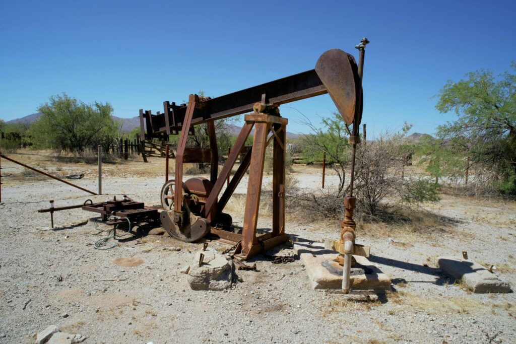 А счастье было так недолго. Дорогая нефть кончается вместе с войной в Иране