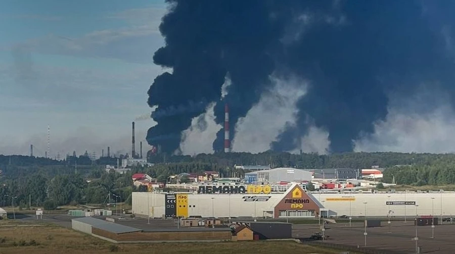 А потом они возвращаются. Украина возобновила масштабные атаки на российские НПЗ