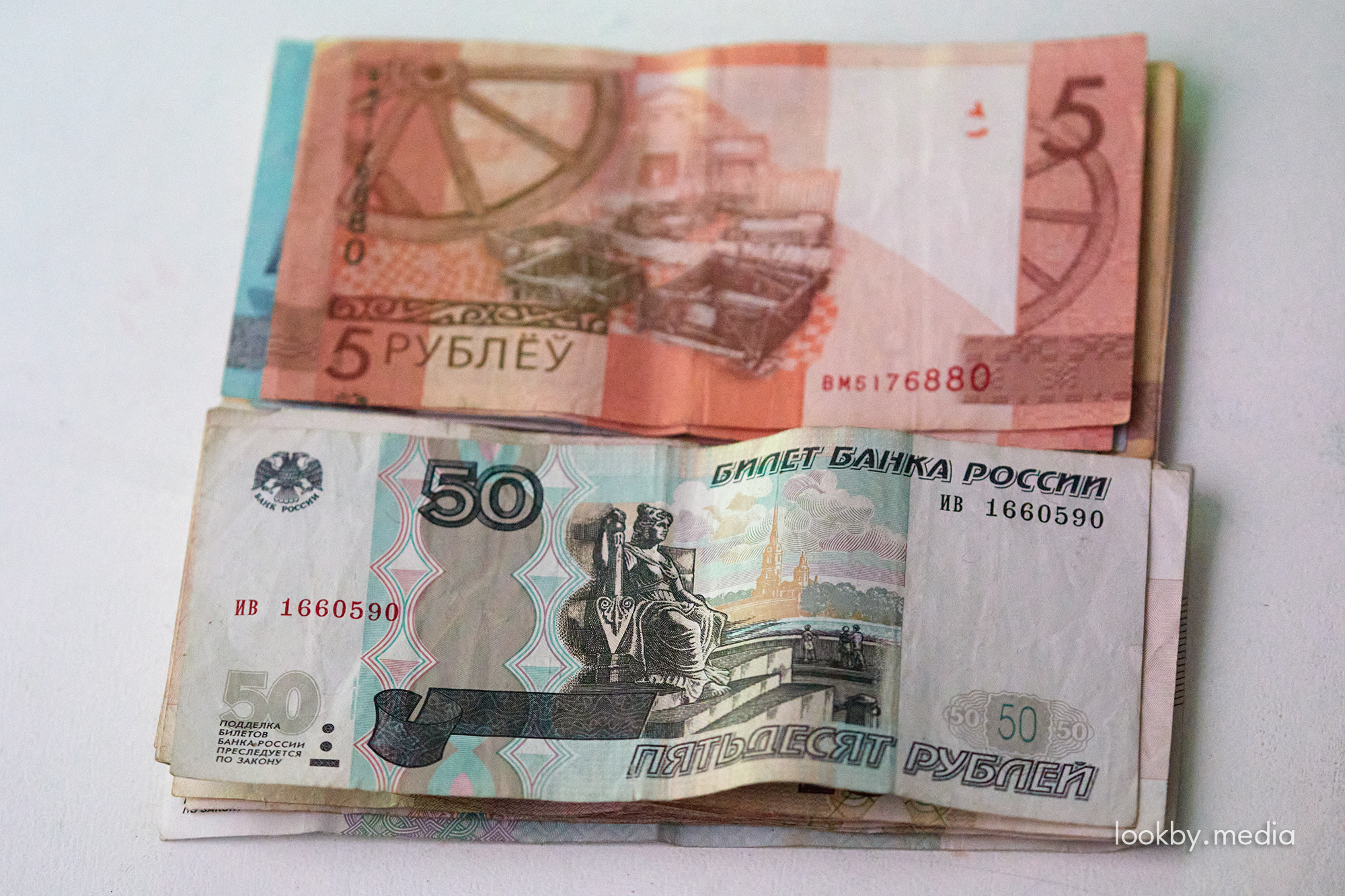 Партнеры из «дружественных» стран задолжали России почти 1 трлн российских рублей